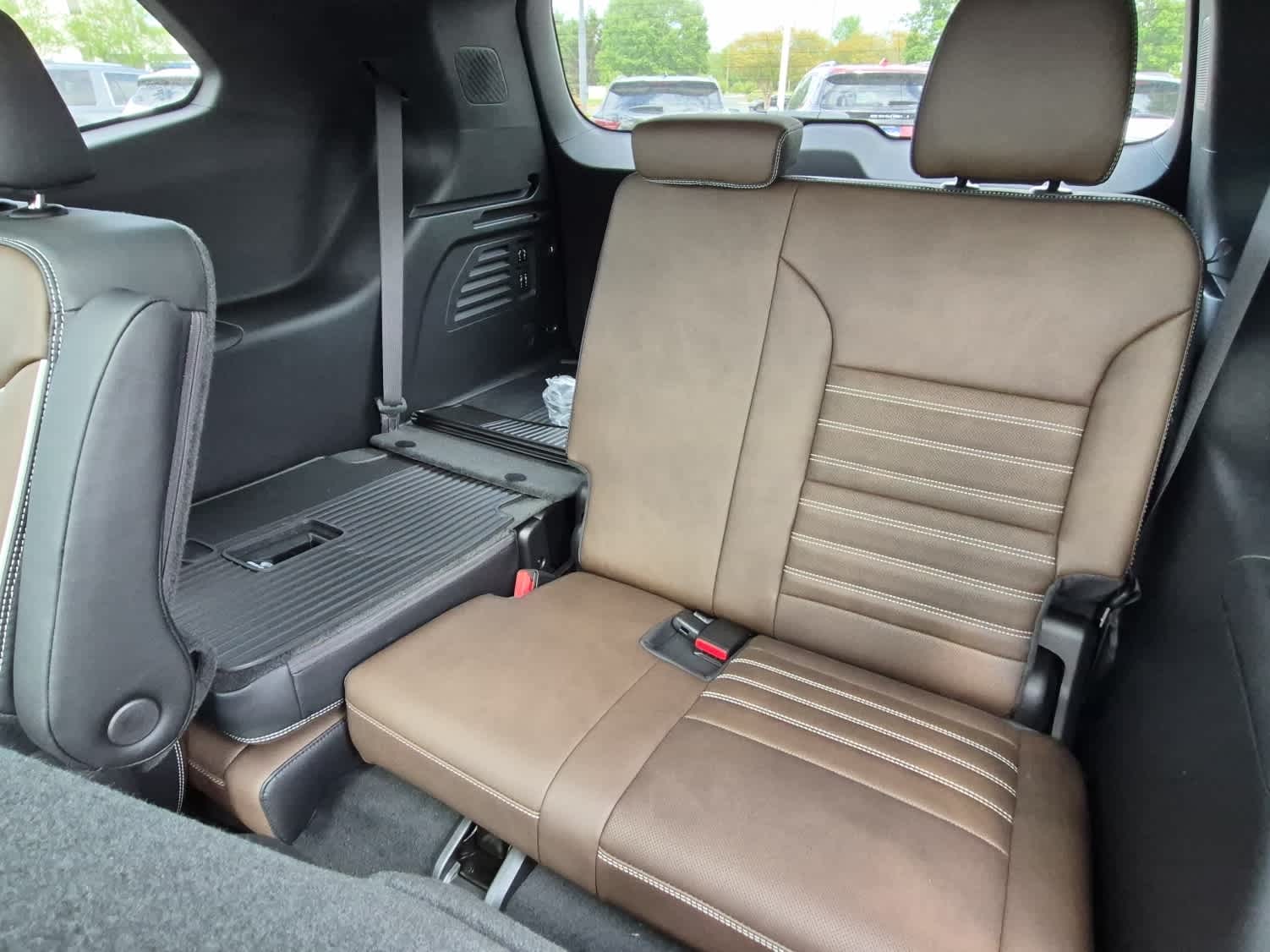 2026 GMC Acadia AWD Denali Ultimate - Ebony Twilight Metallic exterior view 7