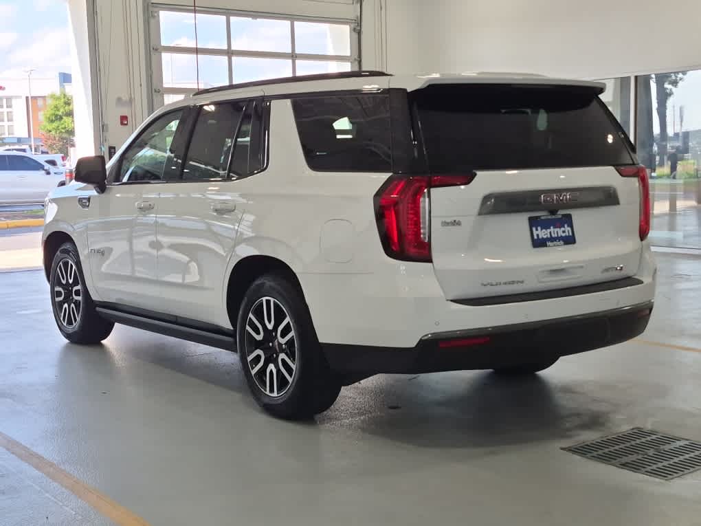 2024 GMC Yukon AT4 - Summit White exterior view 5