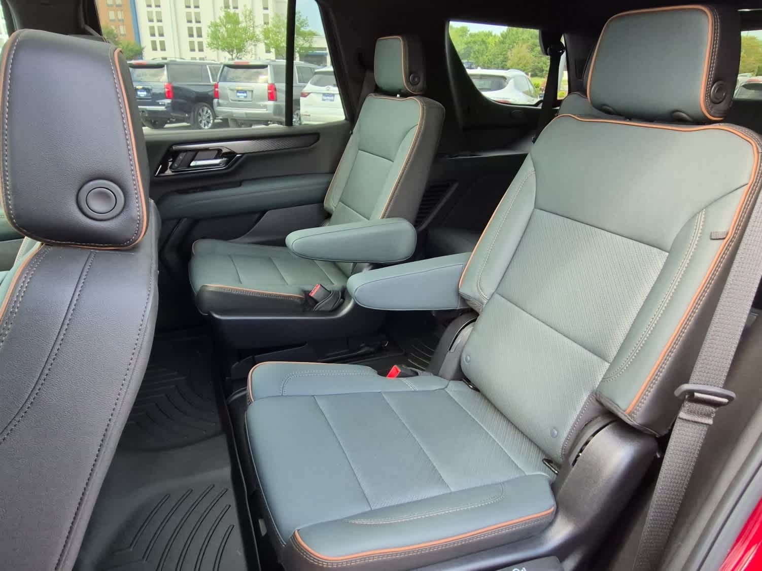 2026 GMC Yukon AT4 - VOLCANIC RED TINTCOAT exterior view 8
