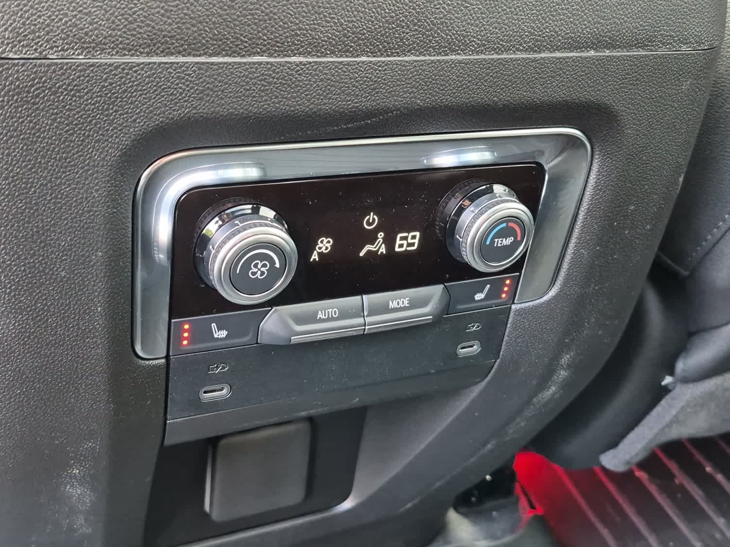 2026 GMC Yukon AT4 - VOLCANIC RED TINTCOAT exterior view 9