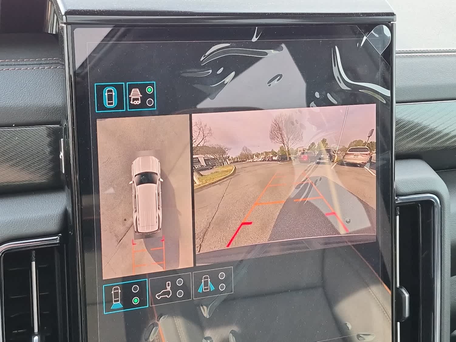 2026 GMC Yukon AT4 - Sterling Metallic exterior view 16