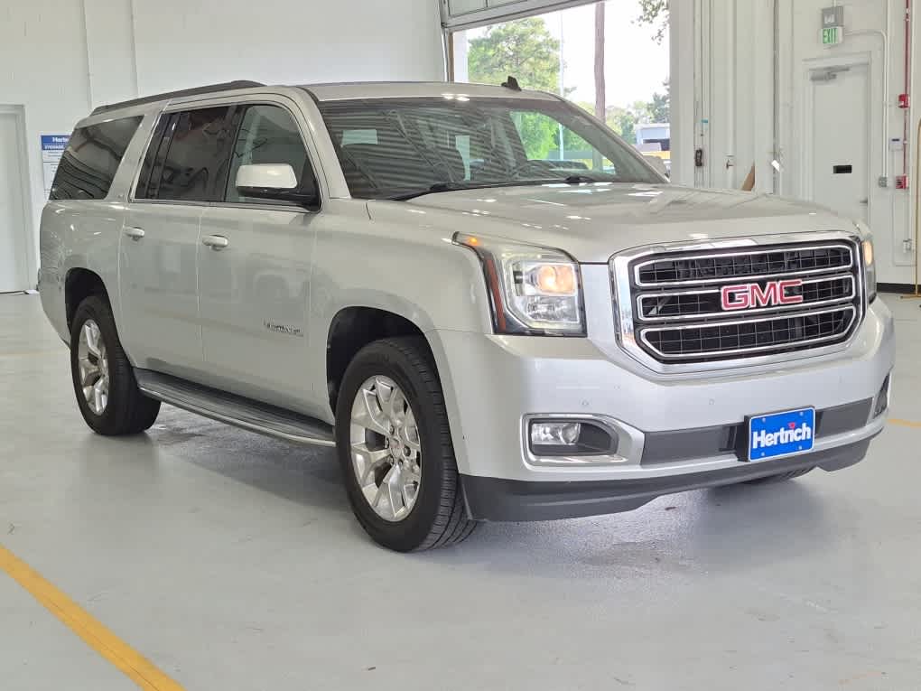 2015 GMC Yukon XL SLE - Quicksilver Metallic exterior view 2