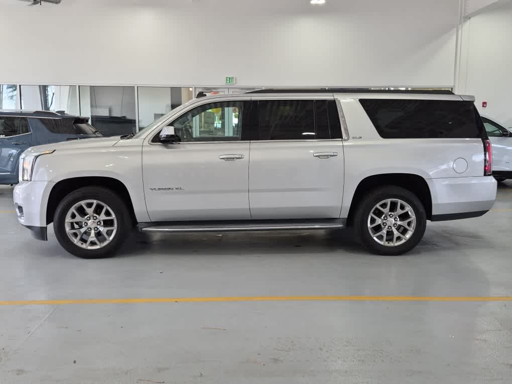 2015 GMC Yukon XL SLE - Quicksilver Metallic exterior view 6