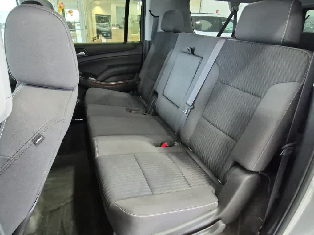 2015 GMC Yukon XL SLE - Quicksilver Metallic exterior view 9