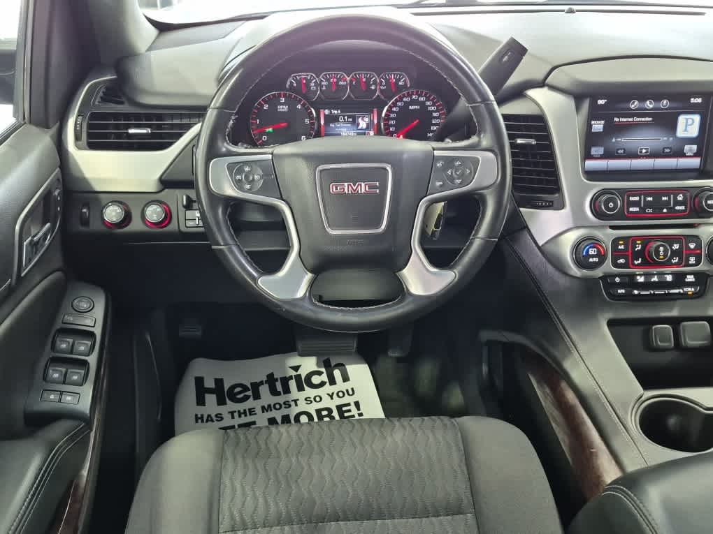 2015 GMC Yukon XL SLE - Quicksilver Metallic exterior view 11