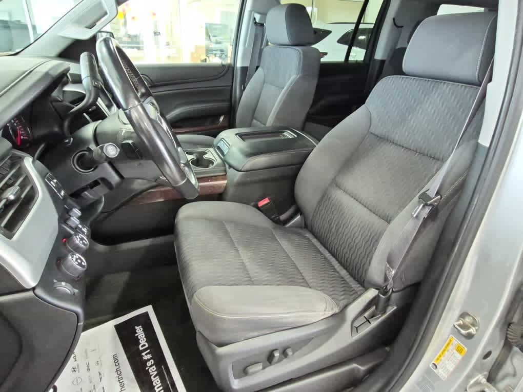 2015 GMC Yukon XL SLE - Quicksilver Metallic exterior view 14