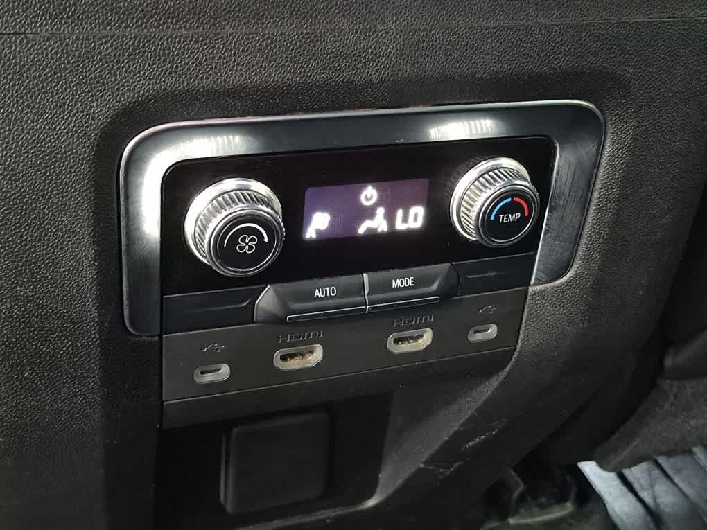 2021 GMC Yukon XL SLT - Satin Steel Metallic exterior view 10