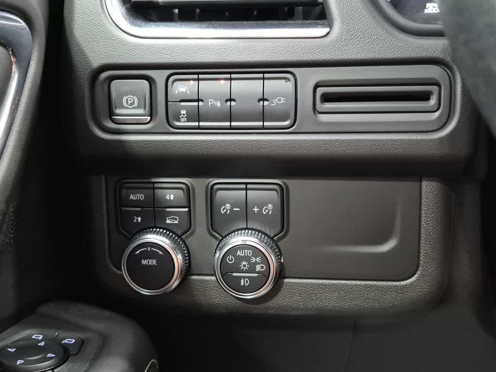 2021 GMC Yukon XL SLT - Satin Steel Metallic exterior view 20