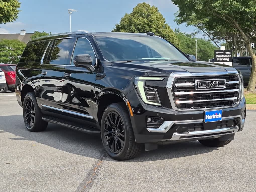 2026 GMC Yukon XL Elevation - Onyx Black exterior view 2