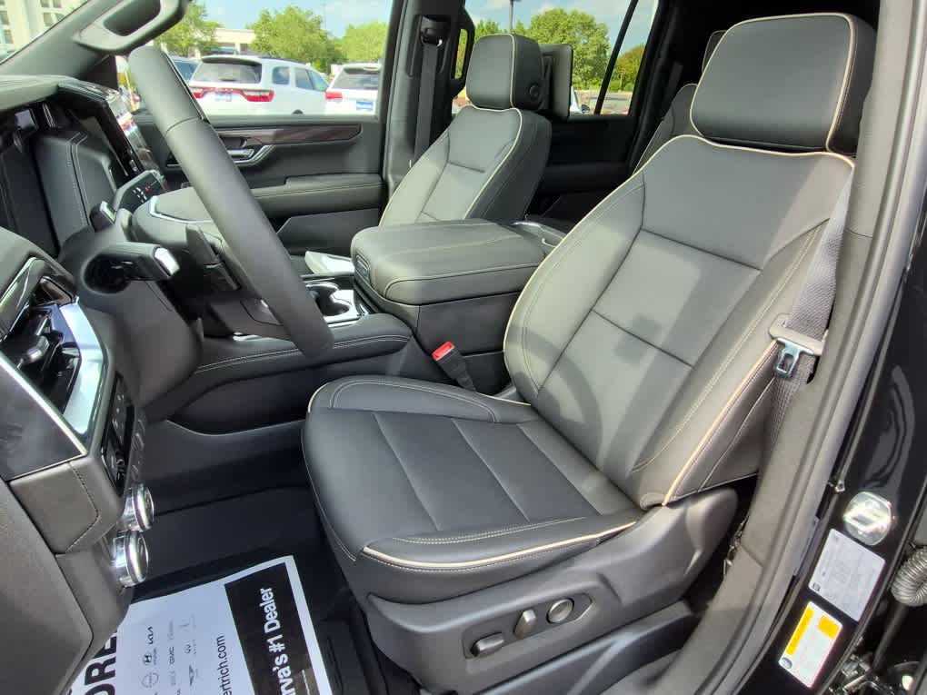 2026 GMC Yukon XL Elevation - Onyx Black exterior view 13