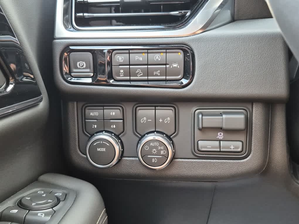 2026 GMC Yukon XL Elevation - Onyx Black exterior view 20