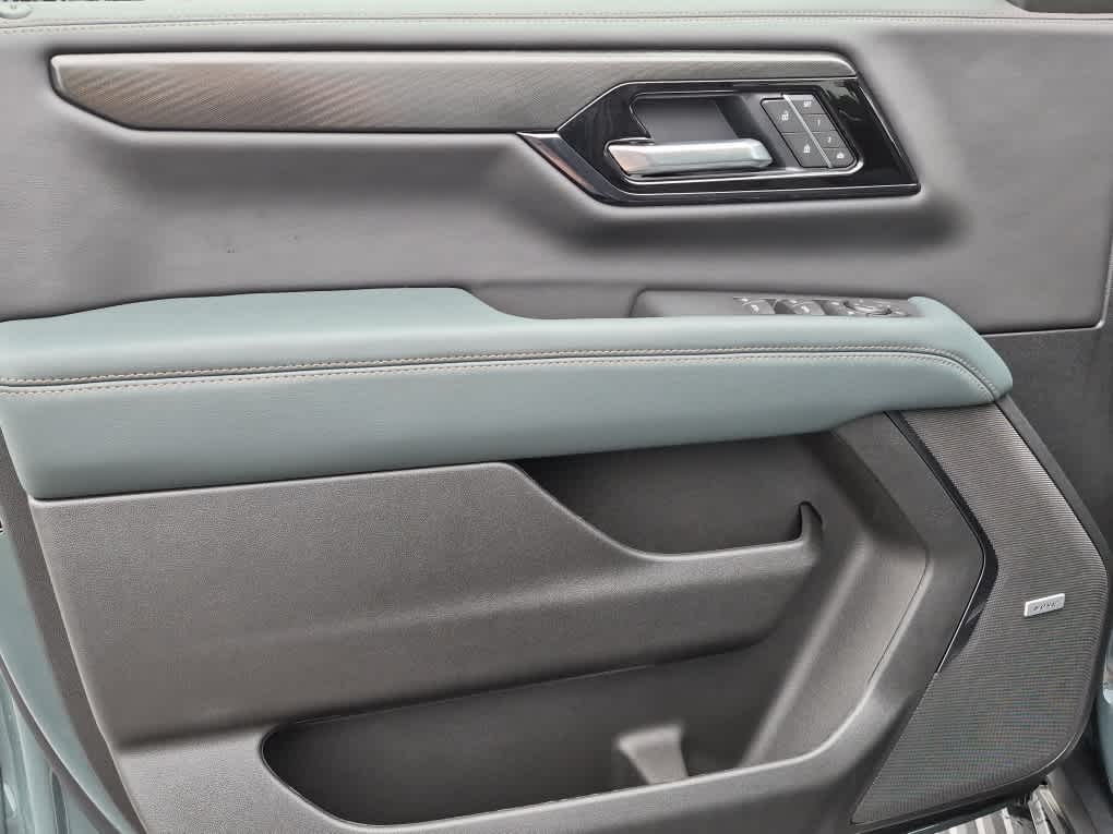 2026 GMC Yukon XL AT4 - Midnight Pine exterior view 12