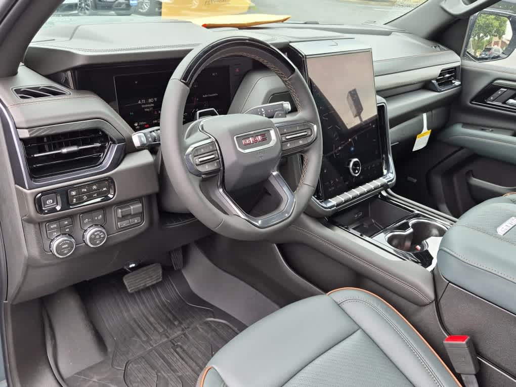 2026 GMC Yukon XL AT4 - Midnight Pine exterior view 14