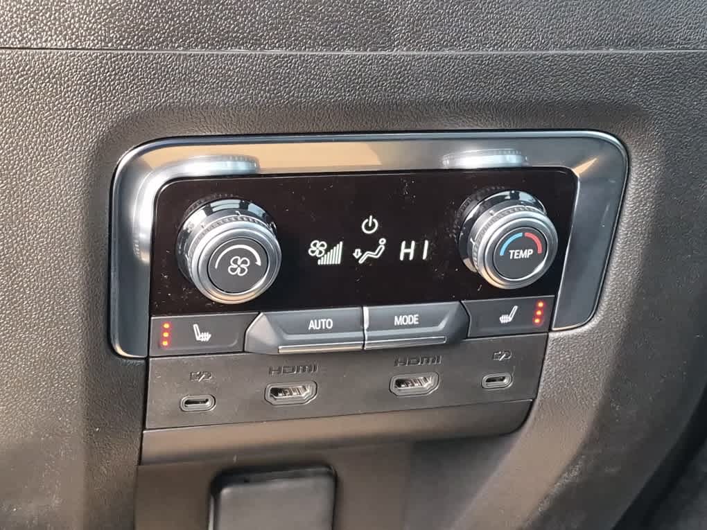 2026 GMC Yukon XL Denali Denali - Titanium Rush Metallic exterior view 10