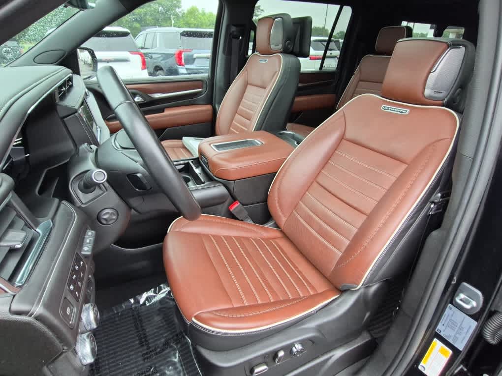 2023 GMC Yukon Denali Ultimate Denali Ultimate - Onyx Black exterior view 15