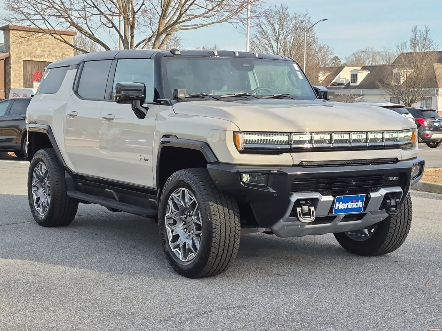 2026 GMC HUMMER EV SUV 3X - COASTAL DUNE exterior view 2