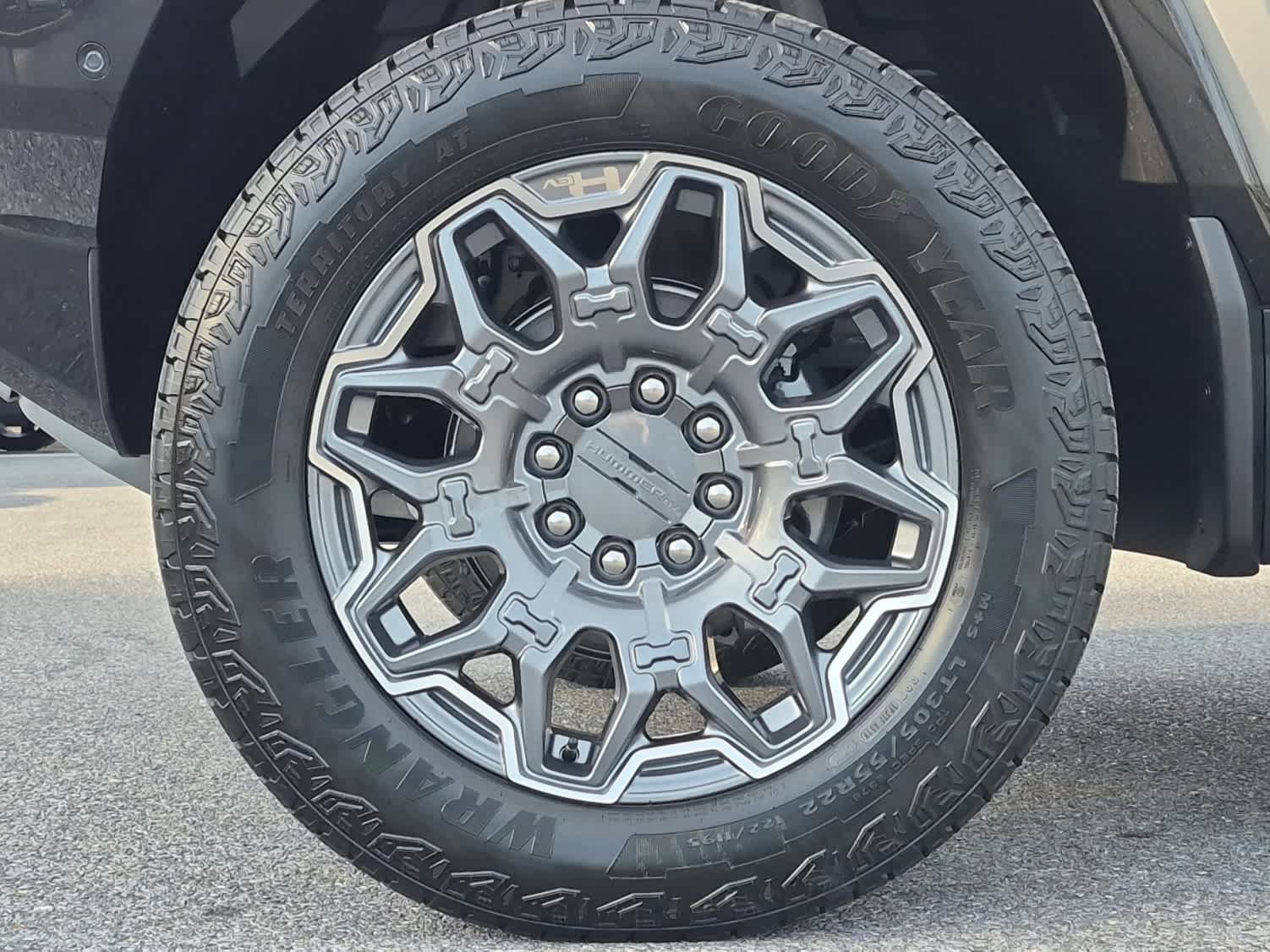 2026 GMC HUMMER EV SUV 3X - COASTAL DUNE exterior view 6