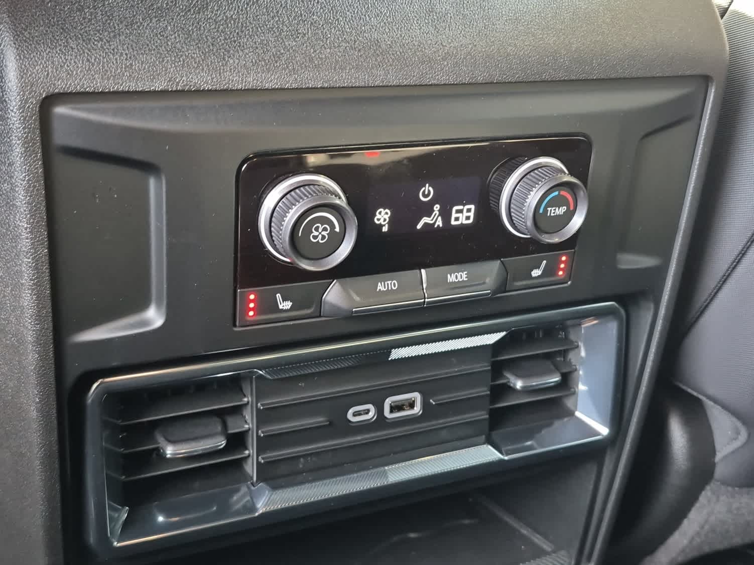 2026 GMC HUMMER EV SUV 3X - COASTAL DUNE exterior view 8