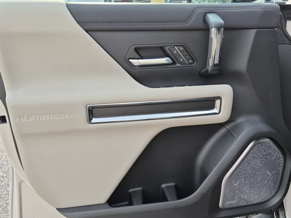 2026 GMC HUMMER EV SUV 3X - COASTAL DUNE exterior view 10