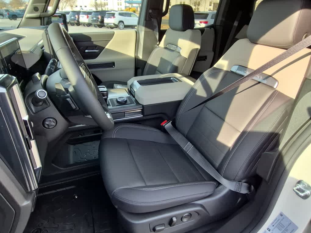 2026 GMC HUMMER EV SUV 3X - COASTAL DUNE exterior view 11
