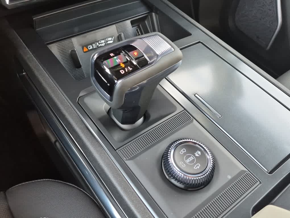 2026 GMC HUMMER EV SUV 3X - COASTAL DUNE exterior view 13