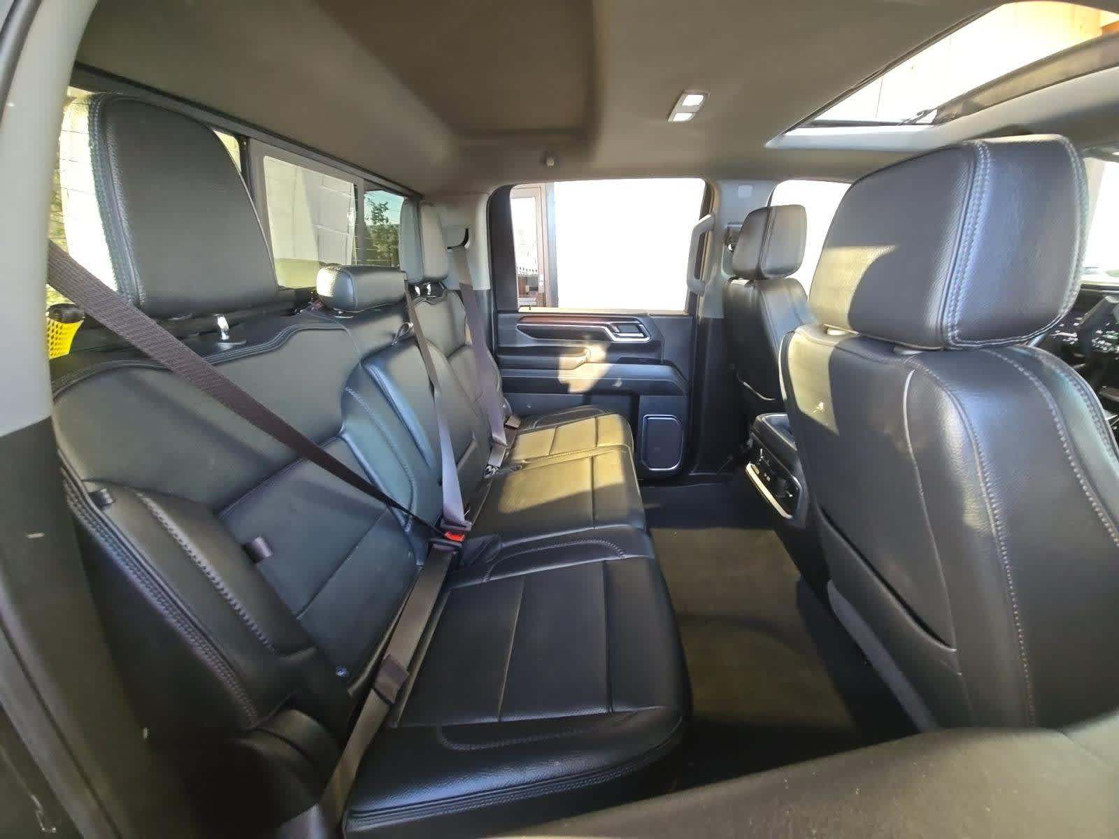 2024 GMC Sierra 2500HD Denali - Onyx Black exterior view 8