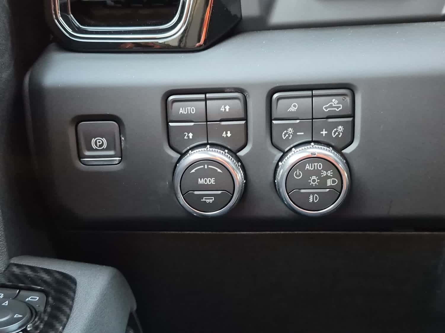 2026 GMC Sierra 2500HD AT4 - Sterling Metallic exterior view 17