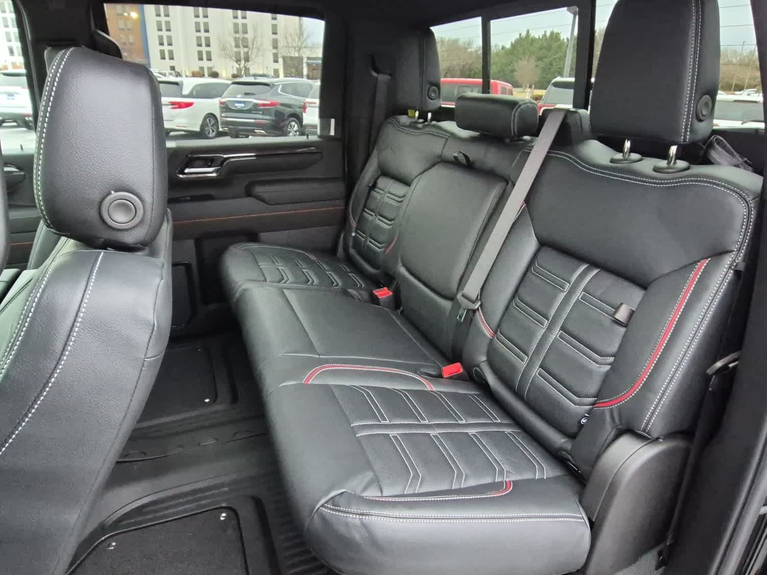 2026 GMC Sierra 2500HD AT4 - Onyx Black exterior view 7