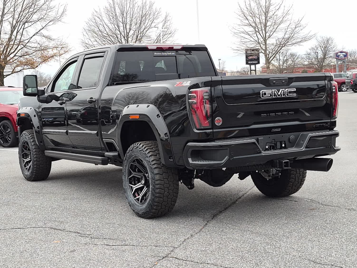 2026 GMC Sierra 2500HD AT4 - Onyx Black exterior view 4