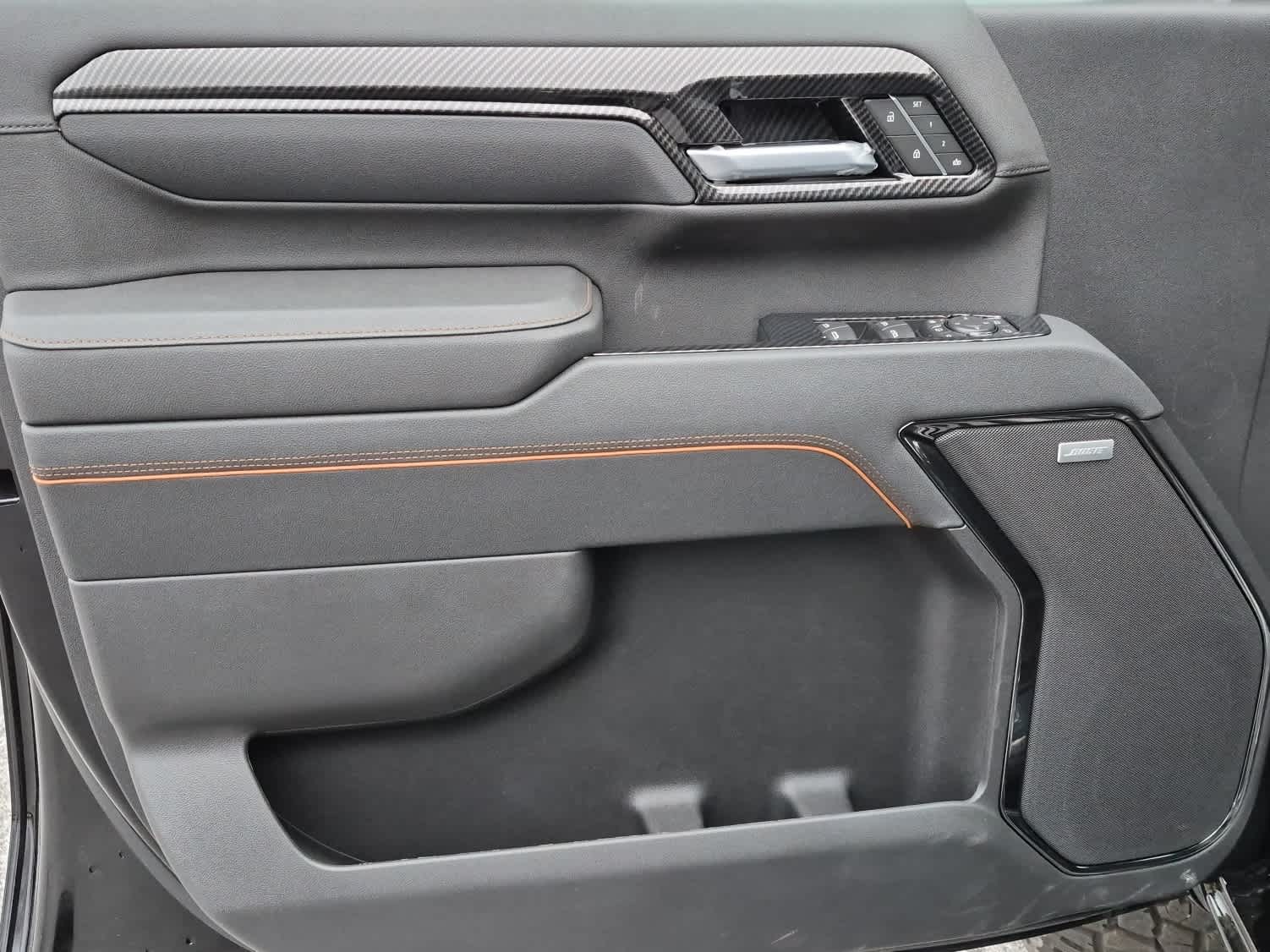 2026 GMC Sierra 2500HD AT4 - Onyx Black exterior view 10