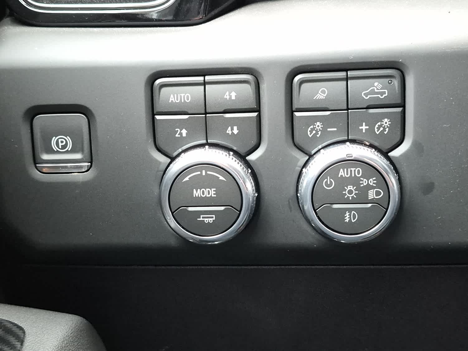 2026 GMC Sierra 2500HD AT4 - Onyx Black exterior view 19