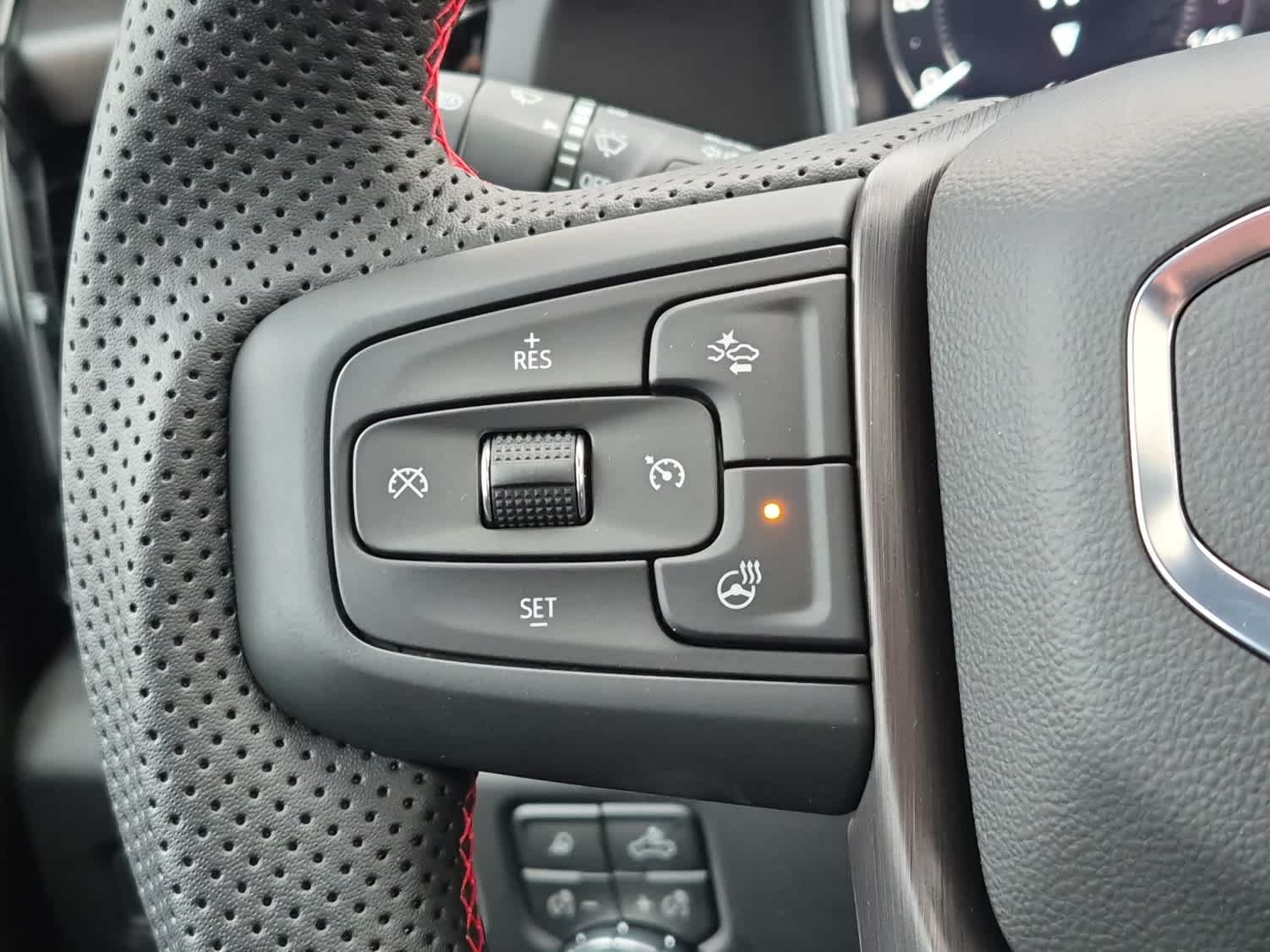 2026 GMC Sierra 2500HD AT4 - Onyx Black exterior view 18