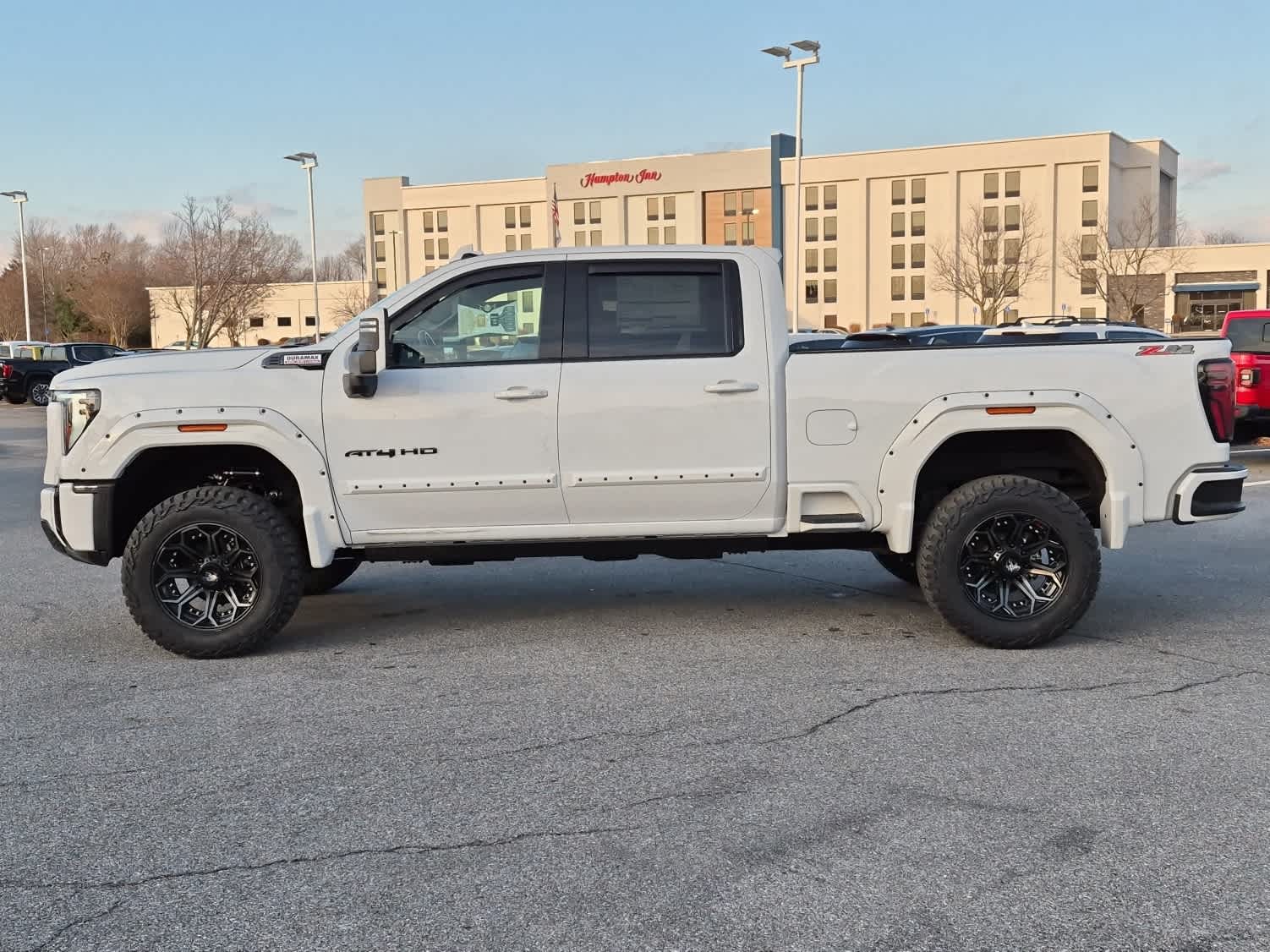2026 GMC Sierra 2500HD AT4 - Summit White exterior view 5
