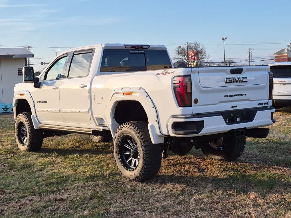2026 GMC Sierra 2500HD AT4 - Summit White exterior view 4