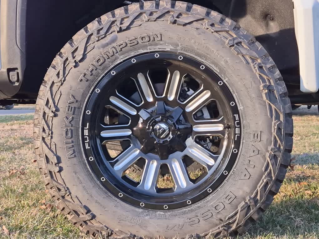 2026 GMC Sierra 2500HD AT4 - Summit White exterior view 6