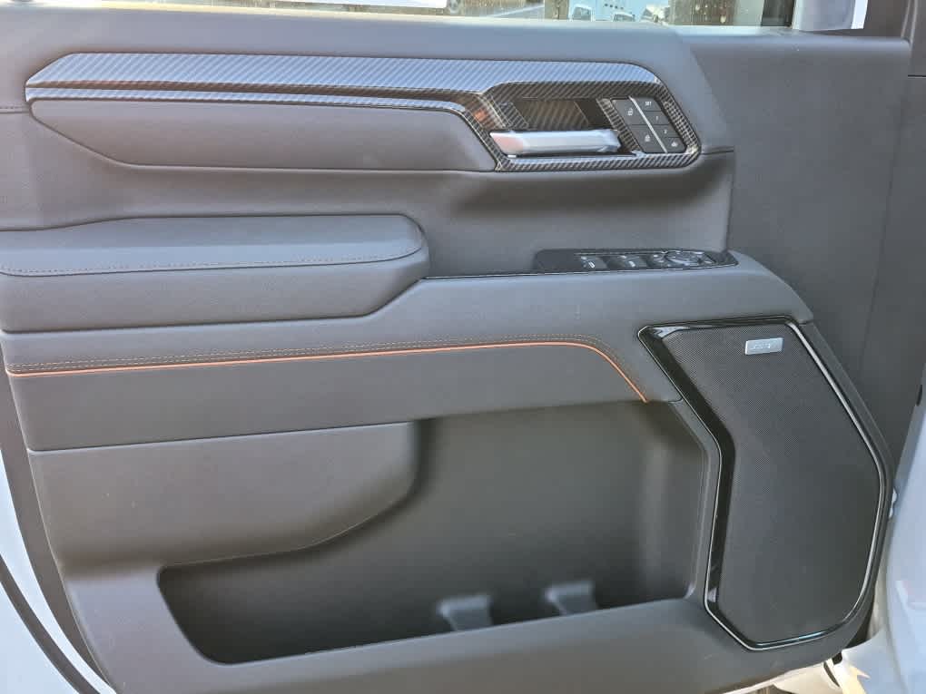 2026 GMC Sierra 2500HD AT4 - Summit White exterior view 10