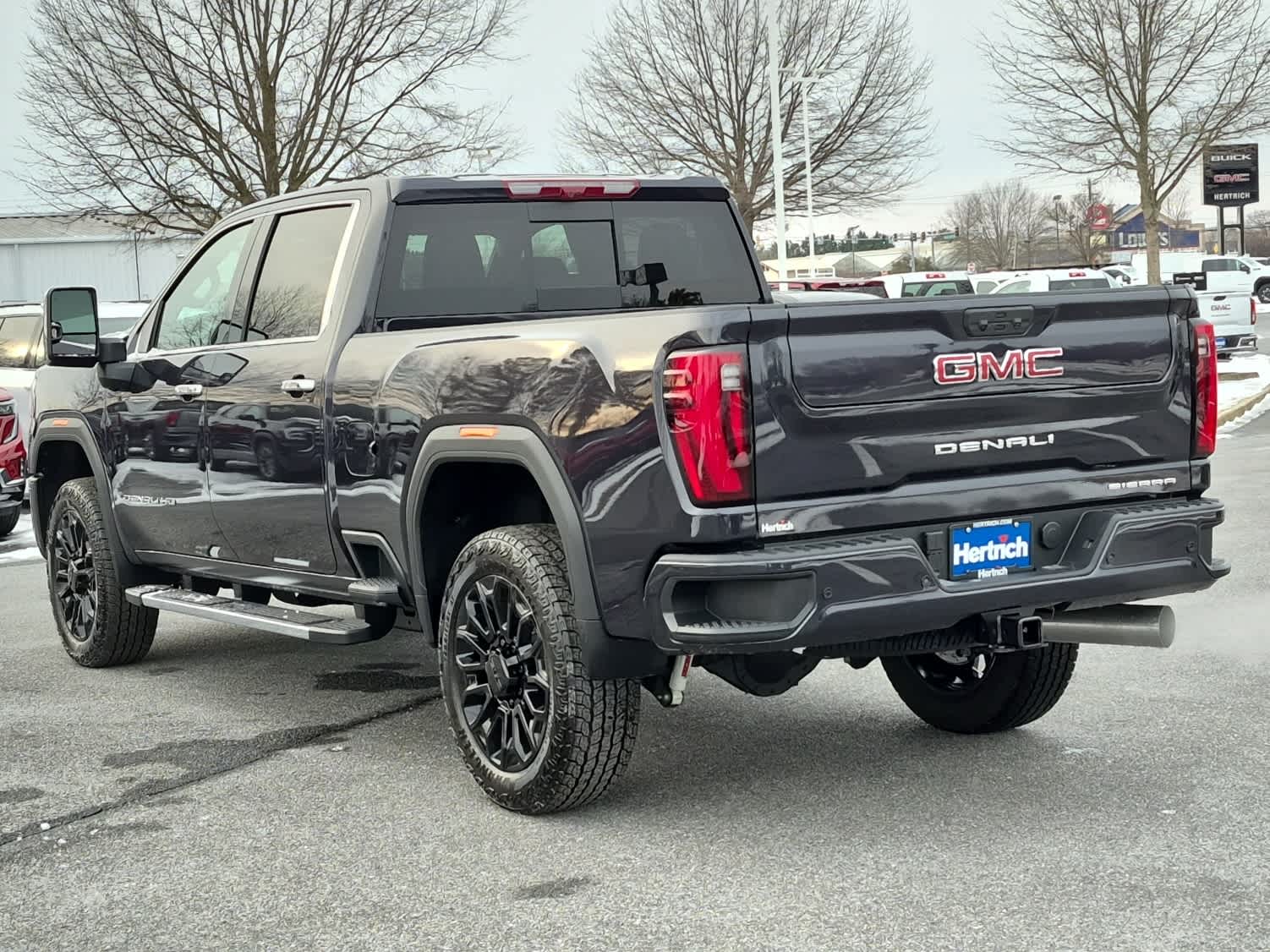 2026 GMC Sierra 2500HD Denali - TITANIUM RUSH METALLIC exterior view 4