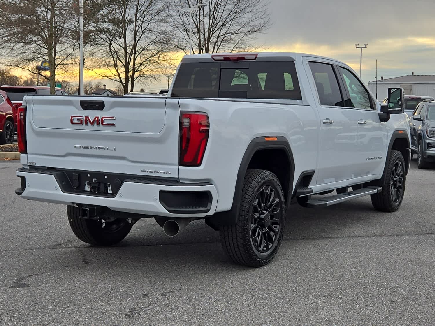 2026 GMC Sierra 2500HD Denali - GLACIER WHITE TRICOAT exterior view 3