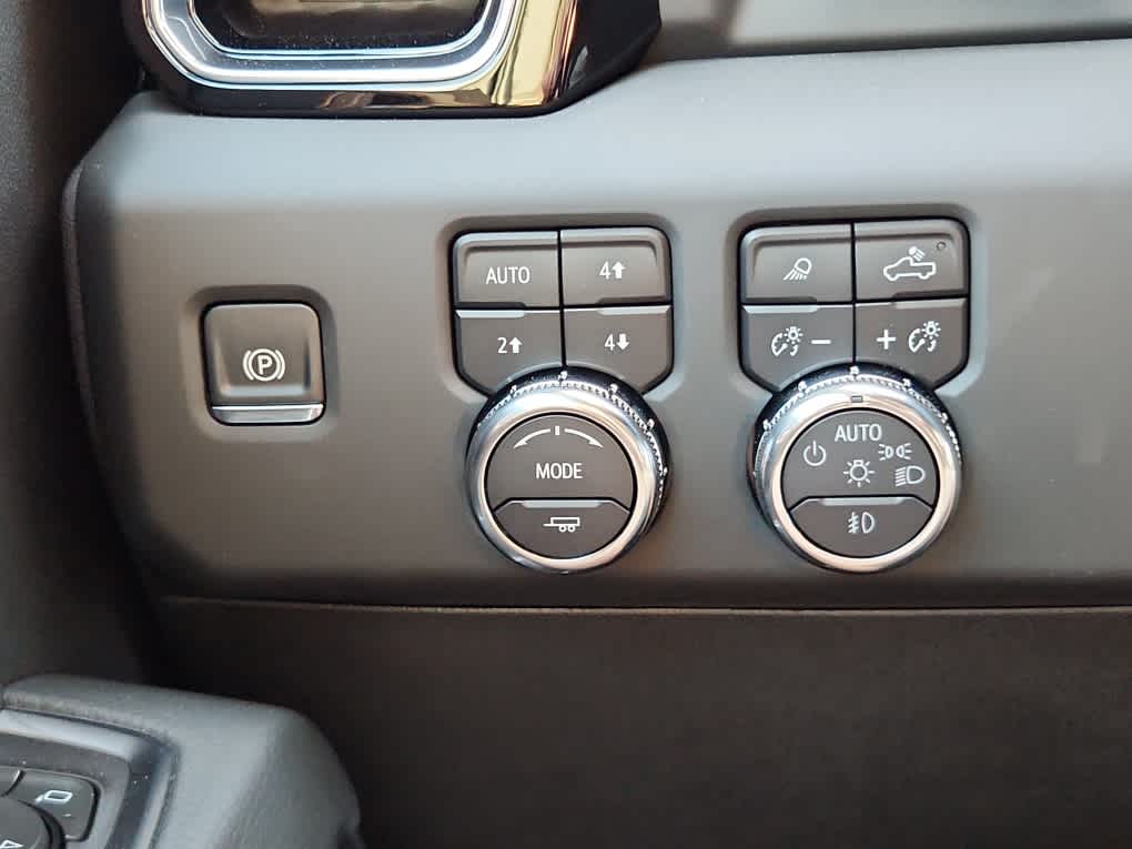 2025 GMC Sierra 2500HD Denali - Onyx Black exterior view 18