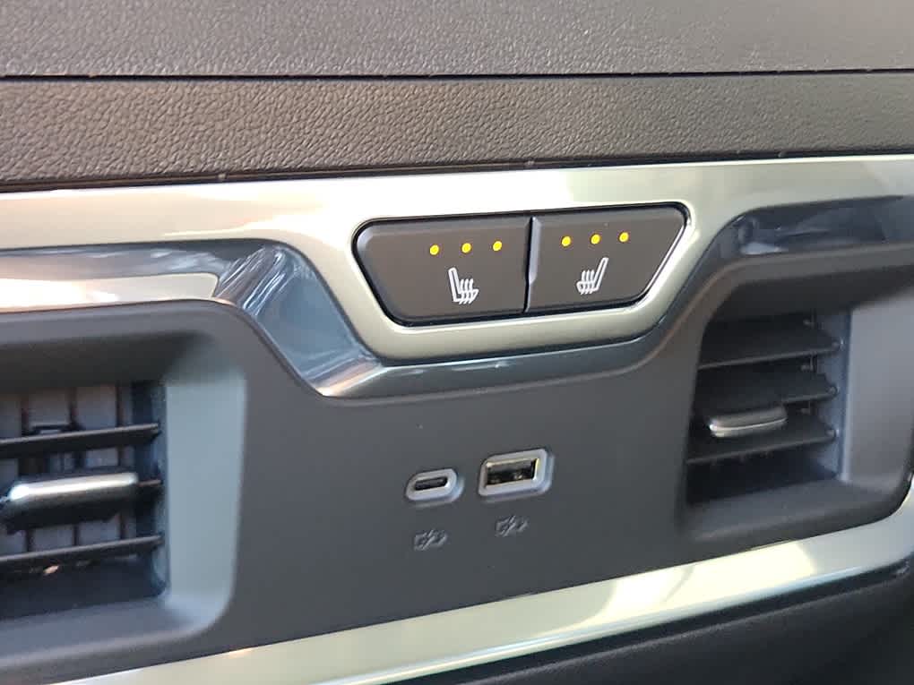 2025 GMC Sierra 2500HD Denali - Sterling Metallic exterior view 8