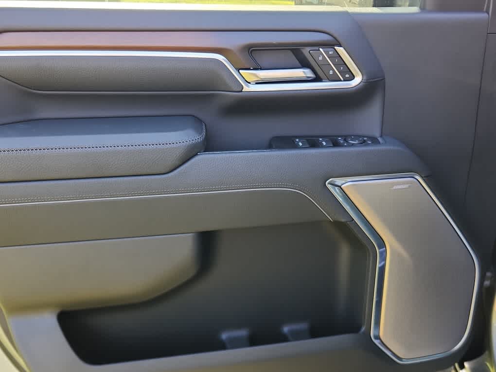2025 GMC Sierra 2500HD Denali - Sterling Metallic exterior view 10