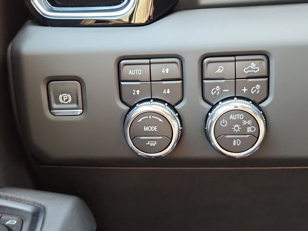 2025 GMC Sierra 2500HD Denali - Sterling Metallic exterior view 17