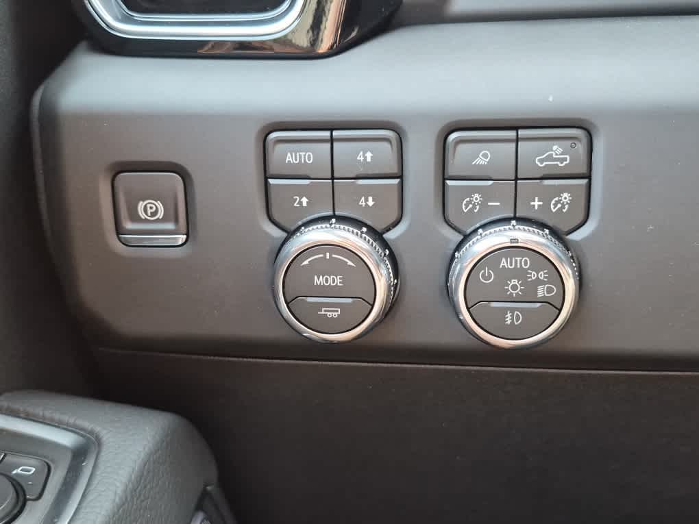 2026 GMC Sierra 3500HD Denali - Sterling Metallic exterior view 17