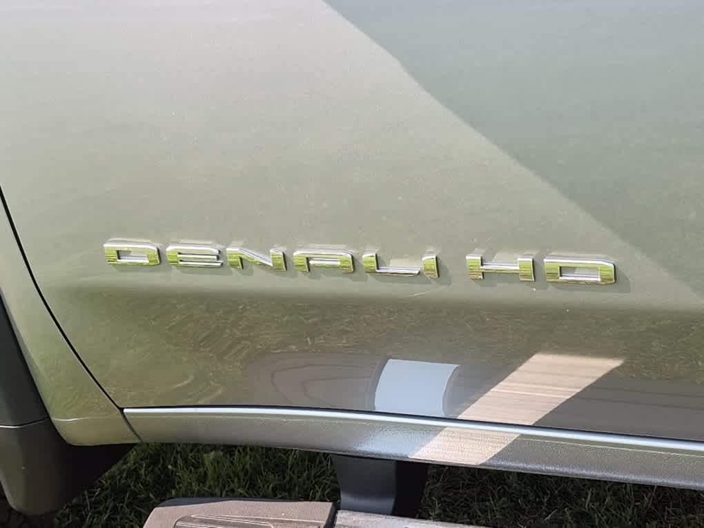 2026 GMC Sierra 3500HD Denali - Sterling Metallic exterior view 20