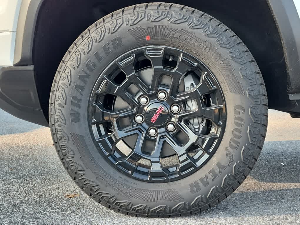 2026 GMC Canyon 2WD Elevation - Summit White exterior view 6