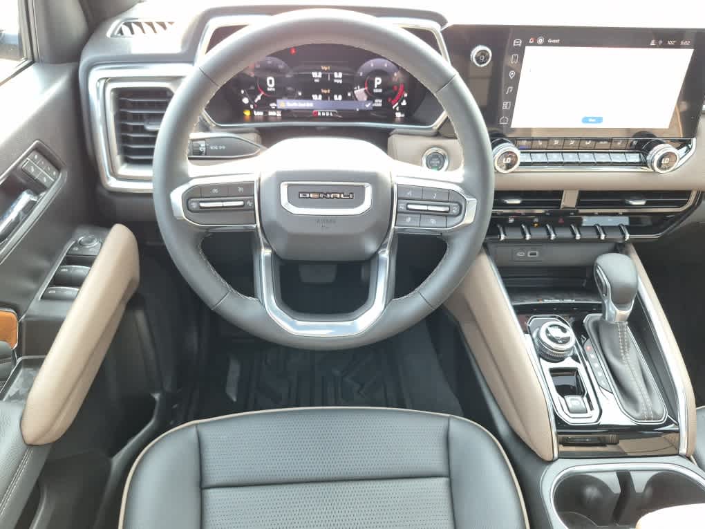 2026 GMC Canyon 4WD Denali - Onyx Black exterior view 8