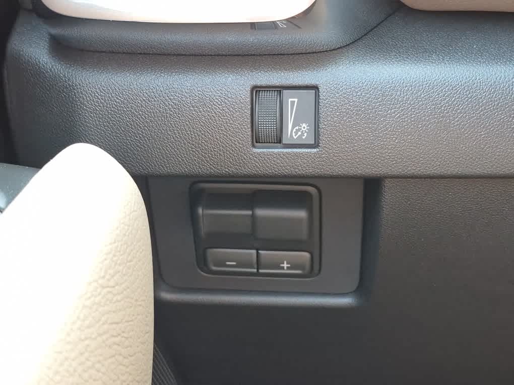2026 GMC Canyon 4WD Denali - Onyx Black exterior view 17