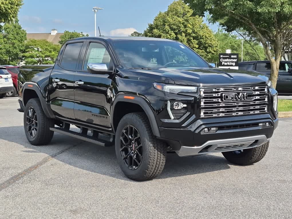 2026 GMC Canyon 4WD Denali - Onyx Black exterior view 2