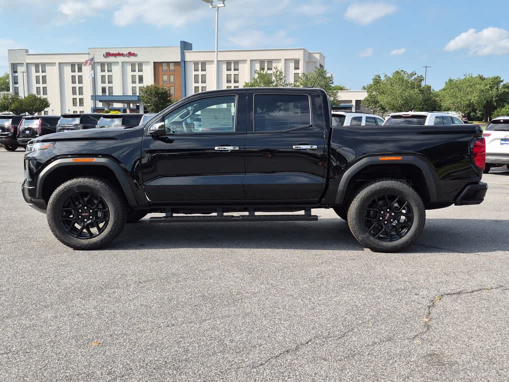 2026 GMC Canyon 4WD Denali - Onyx Black exterior view 5