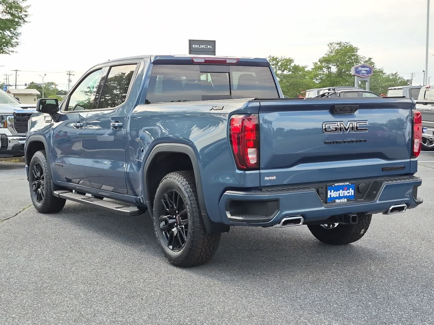 2026 GMC Sierra 1500 Elevation - DOWNPOUR METALLIC exterior view 4